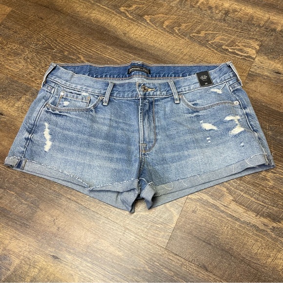 Abercrombie & Fitch Pants - NEW Abercrombie & Fitch Low Rise Denim Jean Cuffed Shorts Womens 29 Distressed